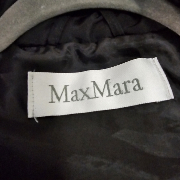 Max Mara Black Puffer Long Hooded Coat Faux fur hood winter Neutral - Picture 11 of 14